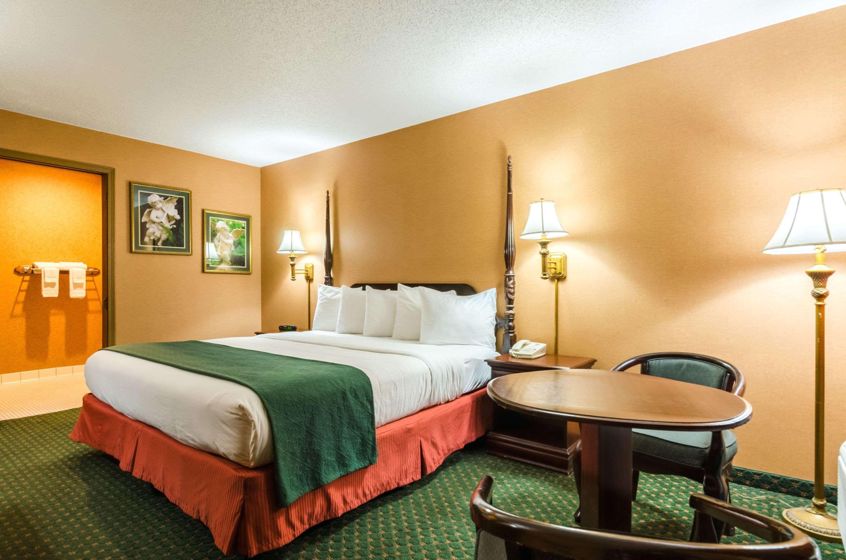Quality Inn Eureka Springs South Exterior photo